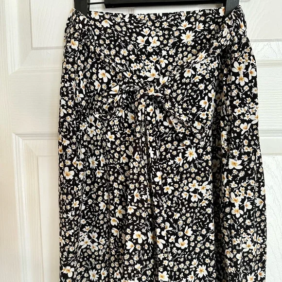 Lulus Orchard Stroll Black Floral Print Wide Leg Pants - Picture 8 of 9